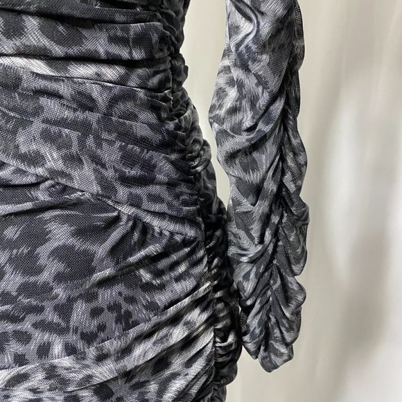 Tadashi Shoji Gray Leopard Cheetah Print Bodycon Dress - Picture 4 of 11